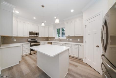 215 Ross Place Westfield NJ 07090