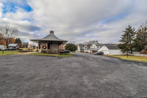25 Academy Street Califon NJ 07830