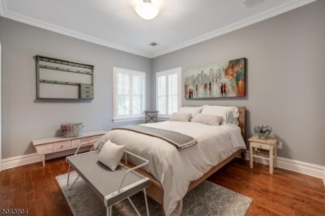 529 Benson Place Westfield NJ 07090