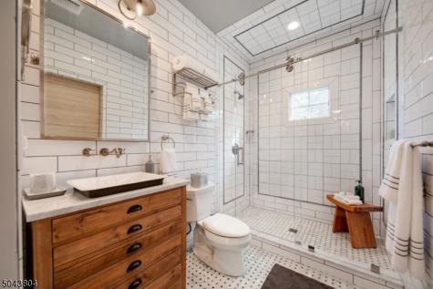 529 Benson Place Westfield NJ 07090