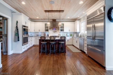 529 Benson Place Westfield NJ 07090