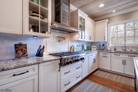 529 Benson Place Westfield NJ 07090